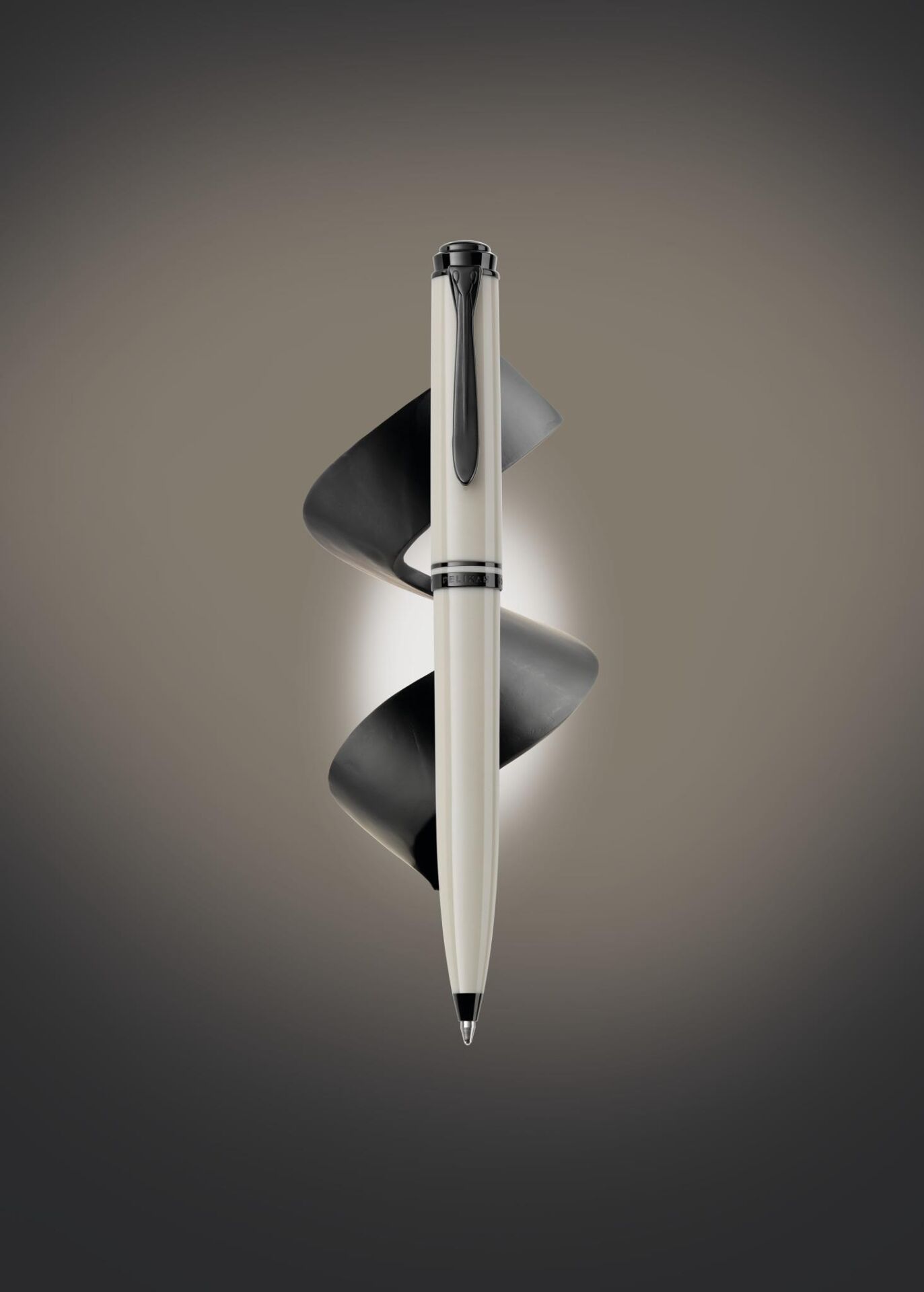 Pelikan Souverän K670 Warm Grey tükenmez kalem